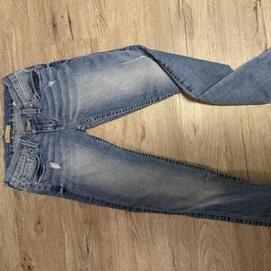 Guess skinny jeans in antique faded wash, 25"